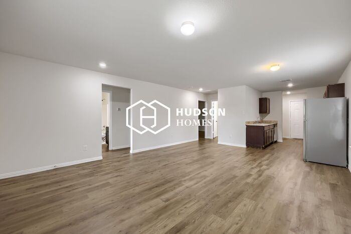 3331 Avenue K - Photo 4 of 14