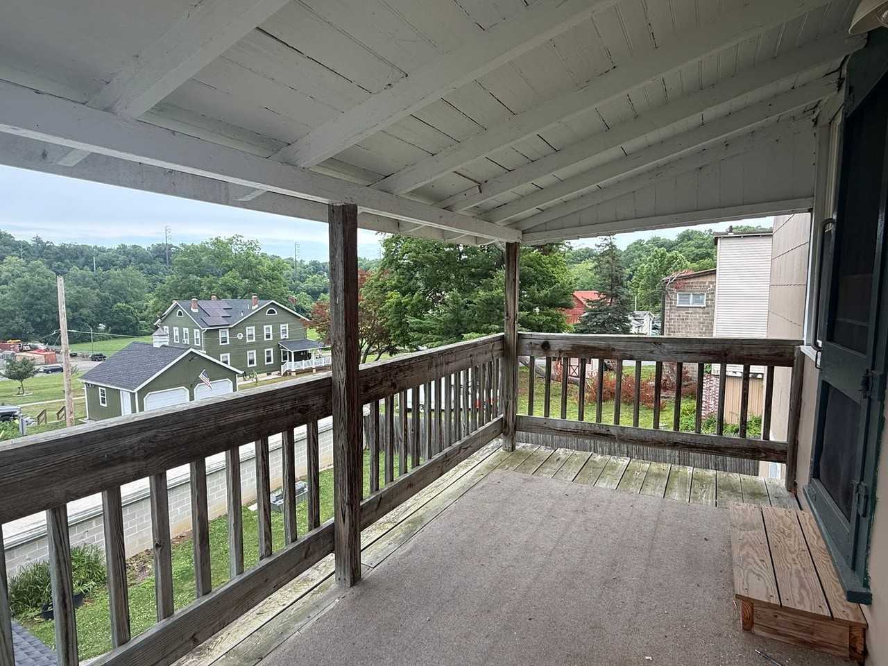 2630 Mount Rd - Photo 4 of 23