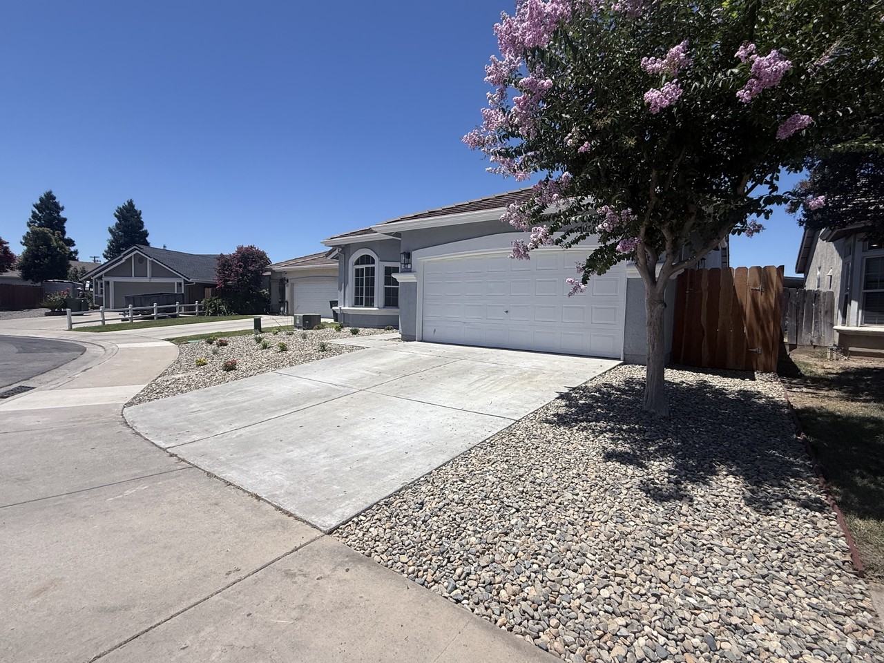 433 Halley Ave #NA - Photo 2 of 10