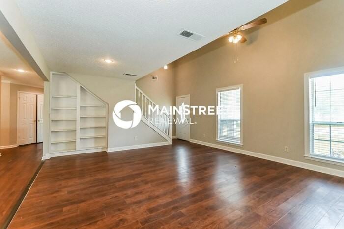 405 Lymon Cv - Photo 4 of 17