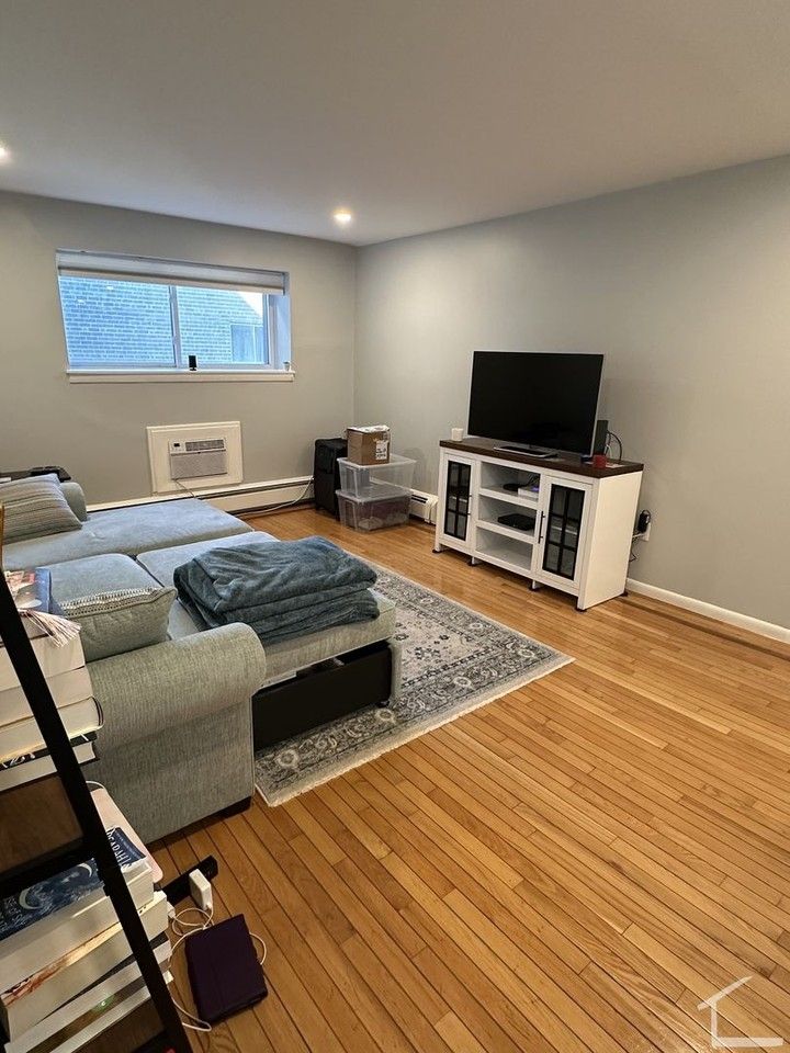 123 Tremont St #18 - Photo 5 of 23
