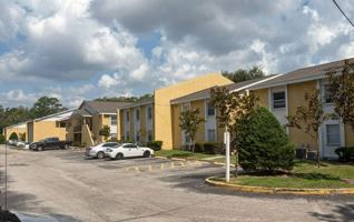 featured image of 2401 Jammes Rd