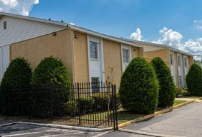 featured image of 2401 Jammes Rd
