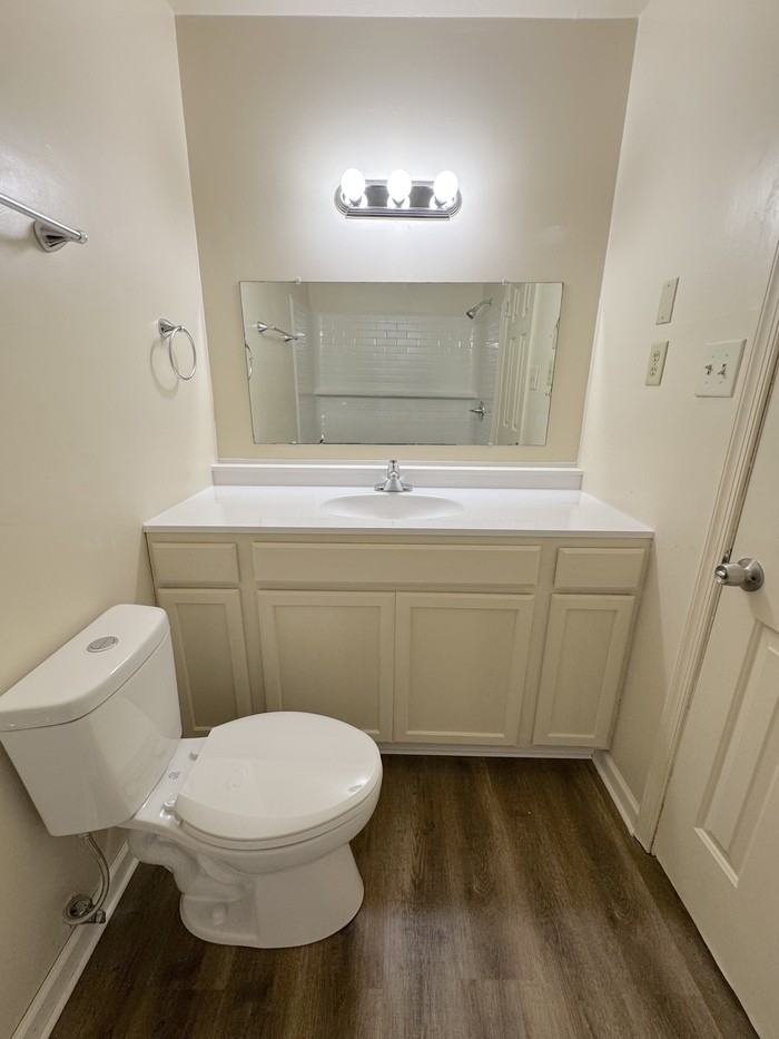 2361 Seaboard Rd - Photo 6 of 37
