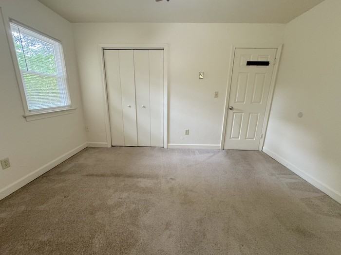 2361 Seaboard Rd - Photo 7 of 37