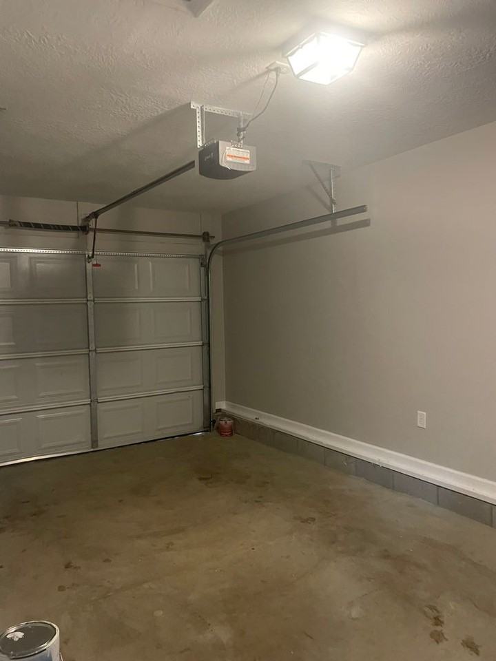 449 Northrop Pl - Photo 3 of 17