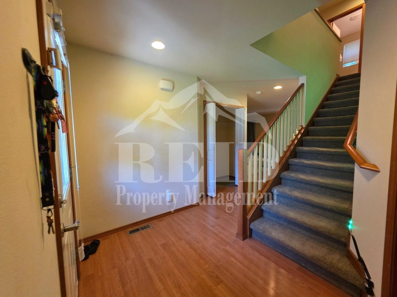 1080 Heron Ridge Ave - Photo 3 of 22