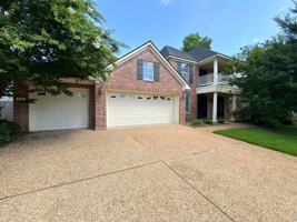 featured image of 210 Captain Hm Shreve Blvd