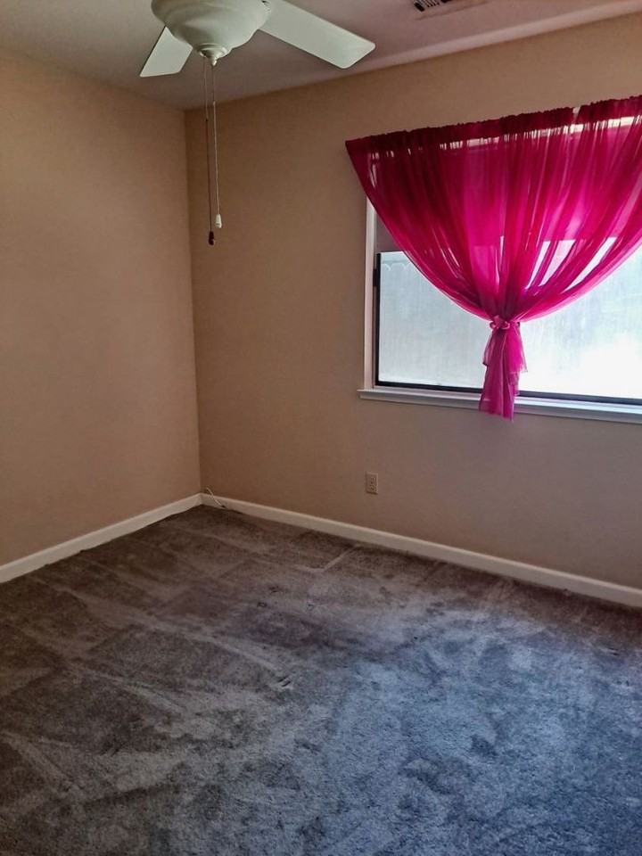 1532 Wawona St - Photo 5 of 10