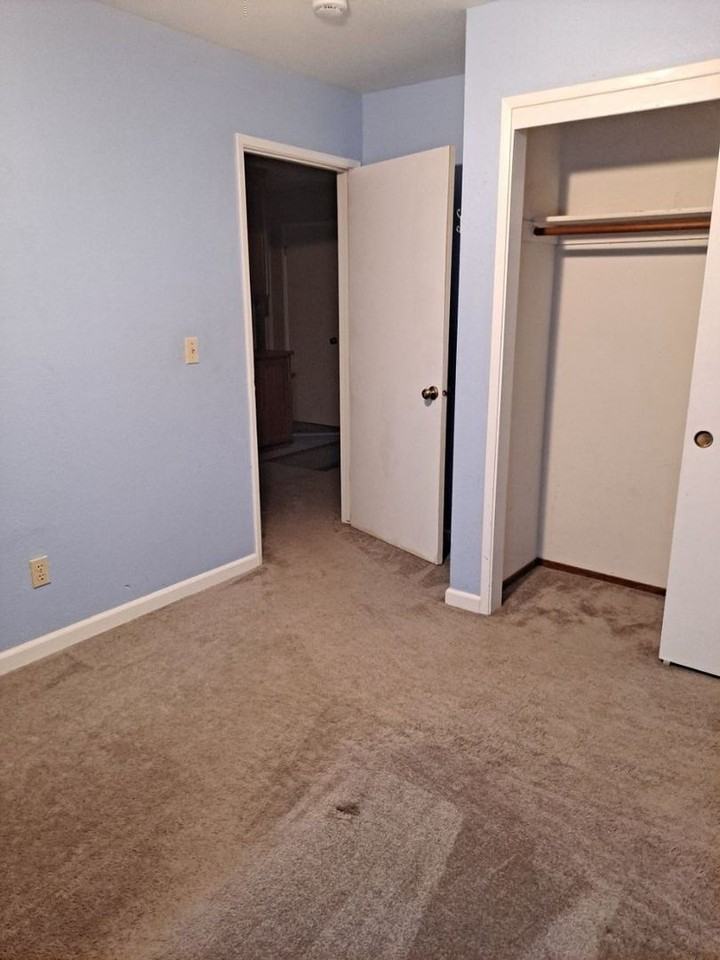 1532 Wawona St - Photo 7 of 10
