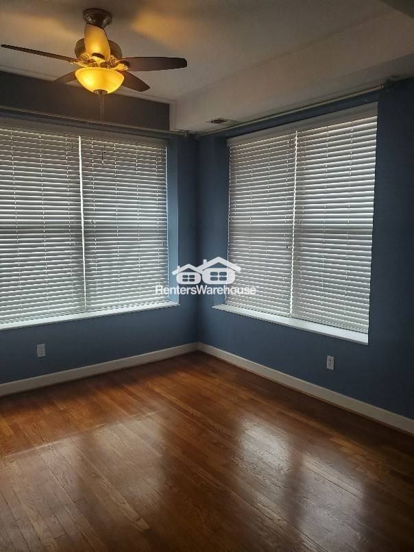 5625 Pershing Ave - Photo 6 of 11