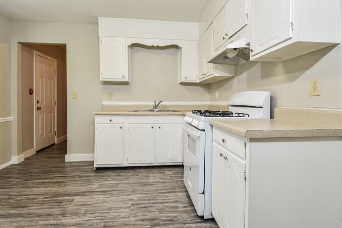 1712 Gavin Dr - Photo 6 of 12