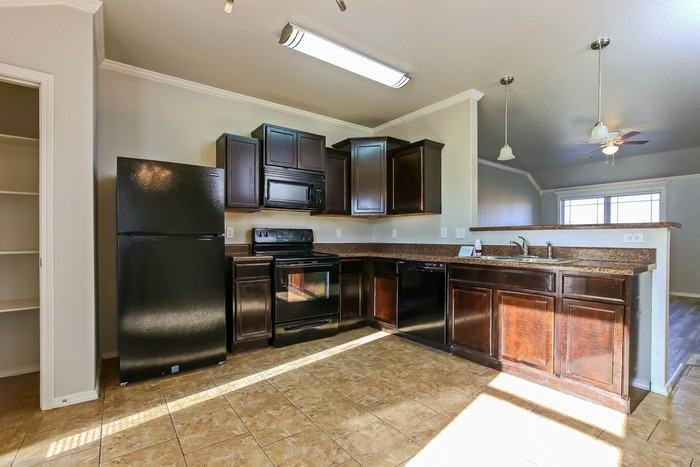 6517 White Oak Way - Photo 6 of 11