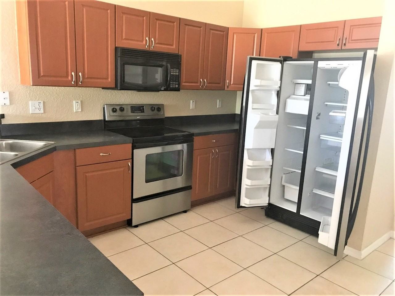 3480 Hawkin Dr - Photo 7 of 30