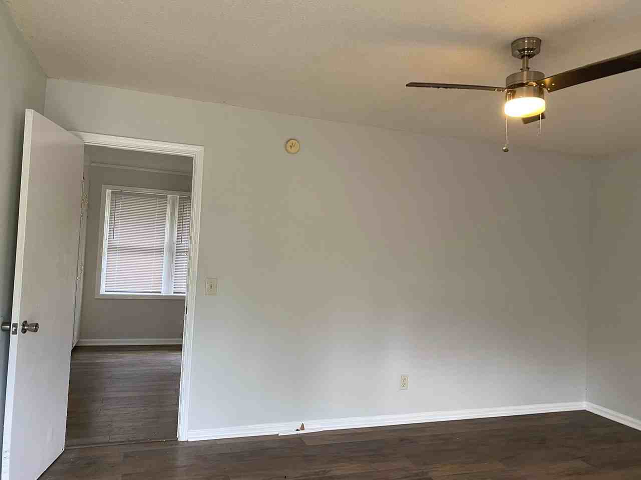145 Aster Cir - Photo 4 of 12