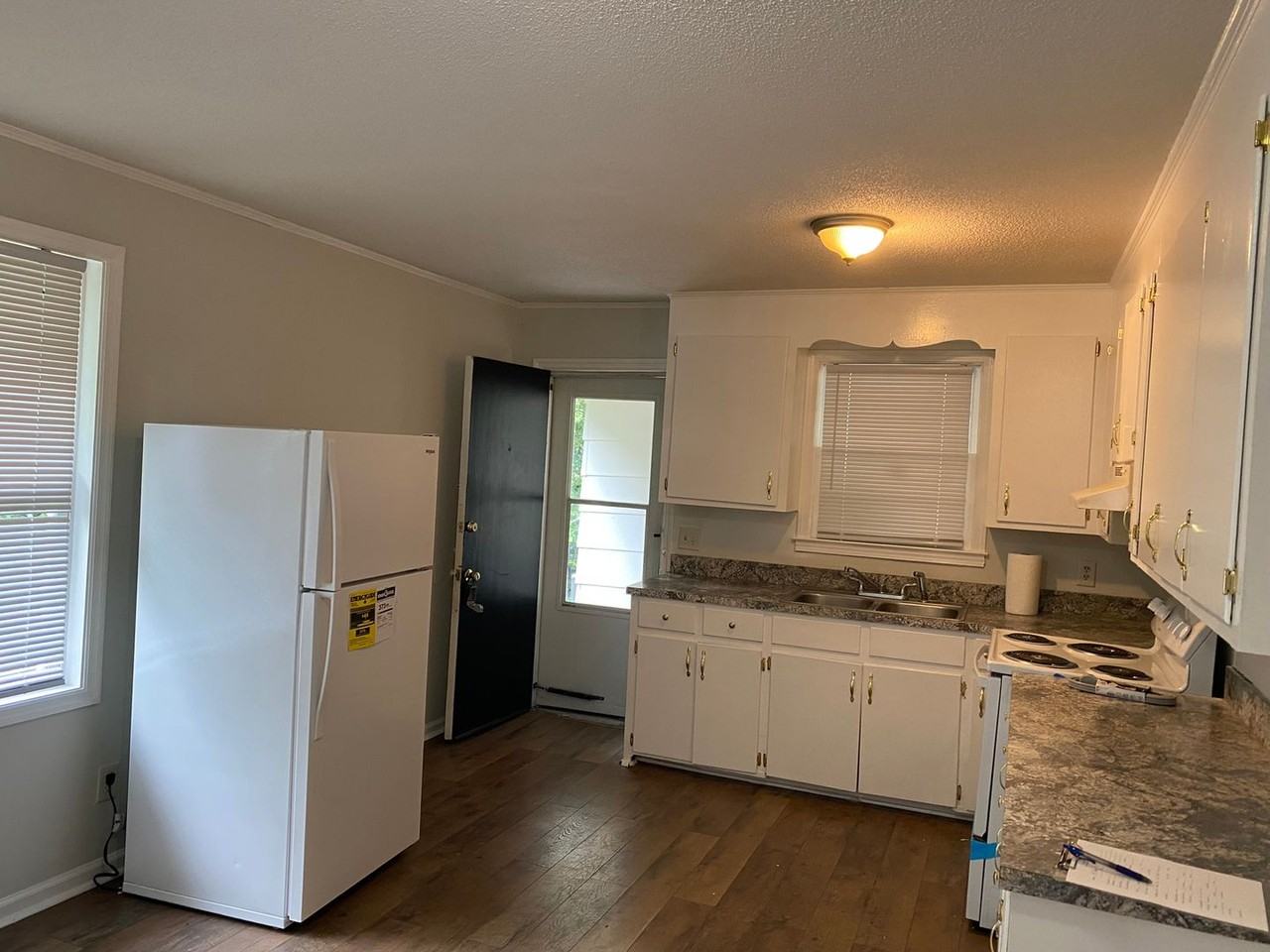 145 Aster Cir - Photo 5 of 12