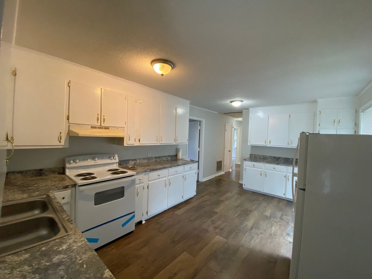 145 Aster Cir - Photo 6 of 12