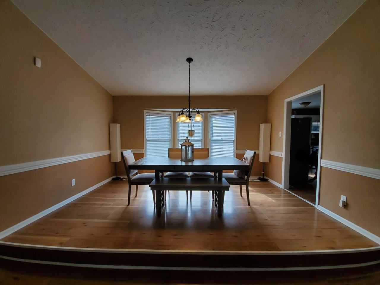 6786 Candlewood Dr - Photo 3 of 27