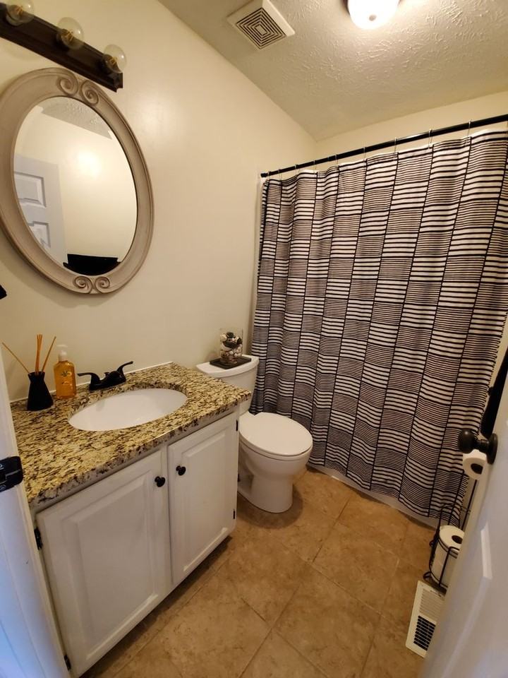6786 Candlewood Dr - Photo 6 of 27