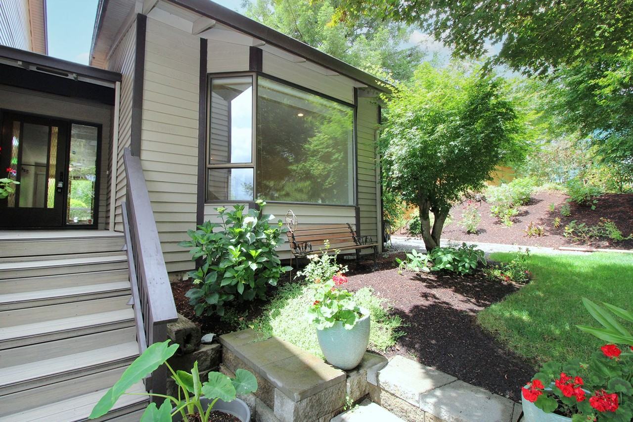 12047 Se 115th Ave - Photo 2 of 36