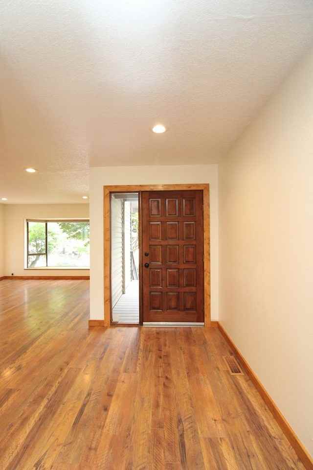 12047 Se 115th Ave - Photo 4 of 36