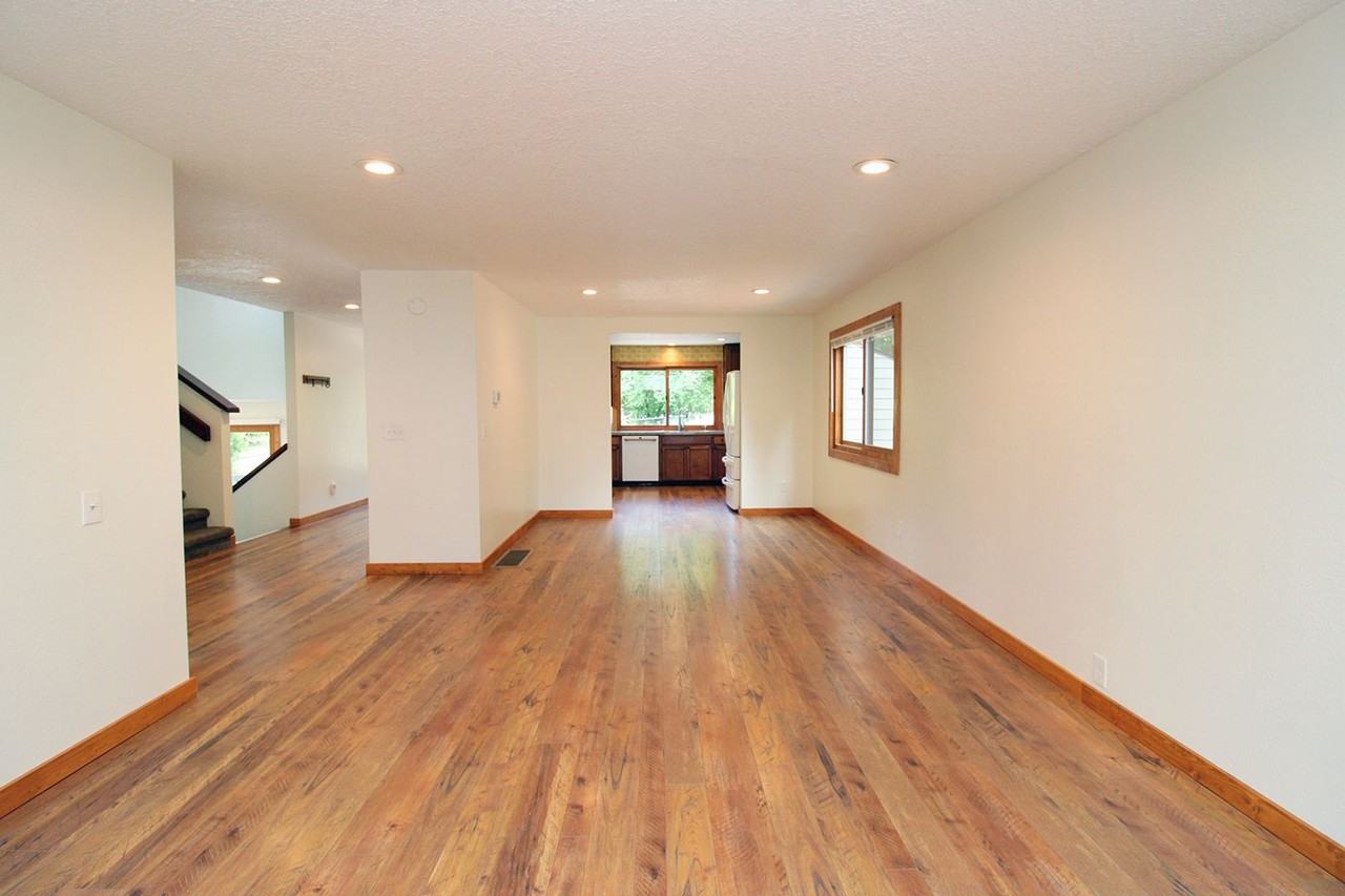 12047 Se 115th Ave - Photo 7 of 36