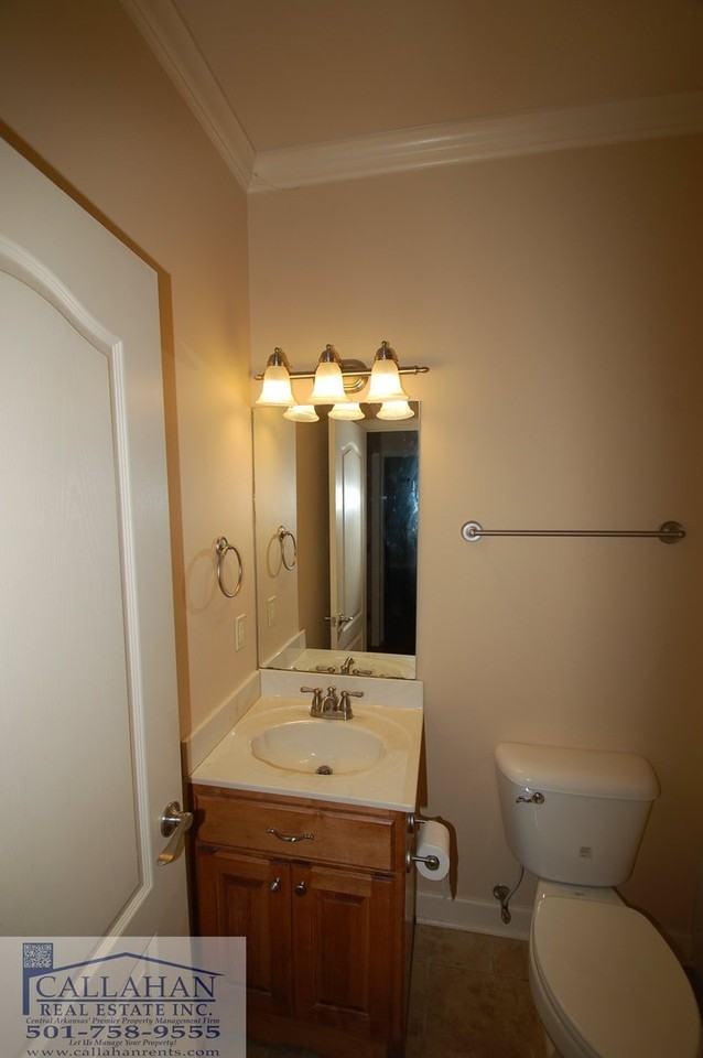 3025 Gemstone Cv - Photo 4 of 28