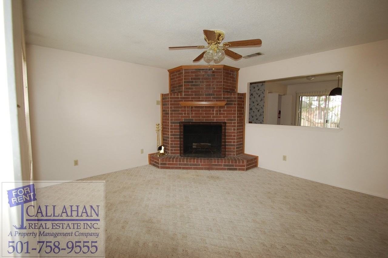 7 Southland Dr - Photo 2 of 13
