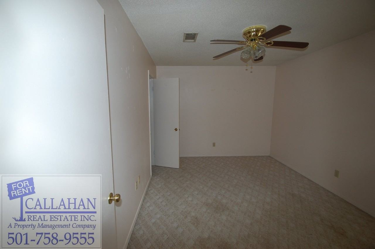 7 Southland Dr - Photo 4 of 13