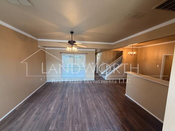 241 Rentz Place Cir - Photo 2 of 17