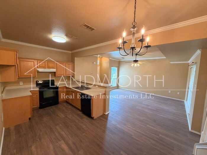 241 Rentz Place Cir - Photo 4 of 17