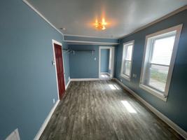 featured image of 1962 S Muskego Ave