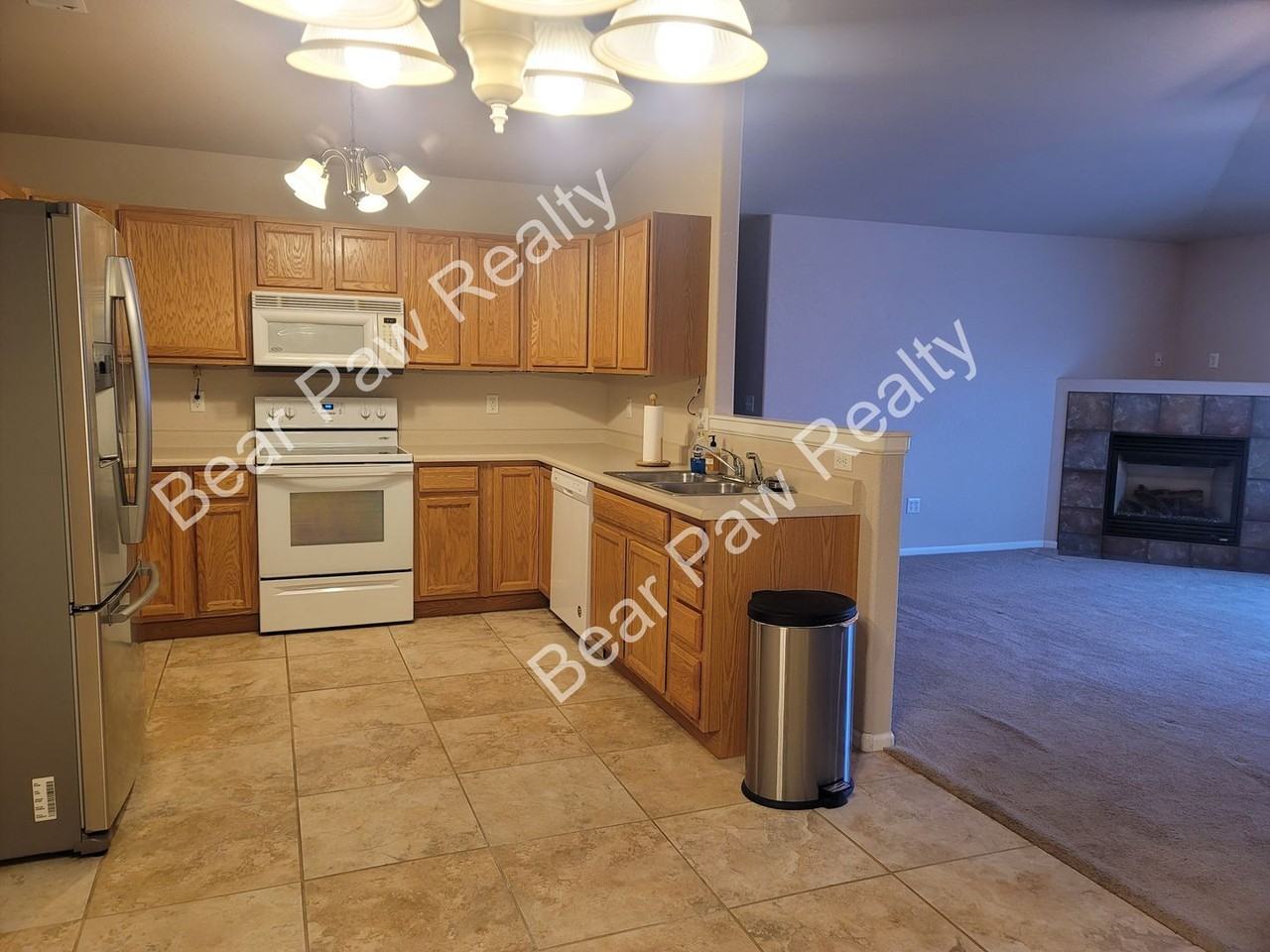4403 Springer Ct - Photo 3 of 18