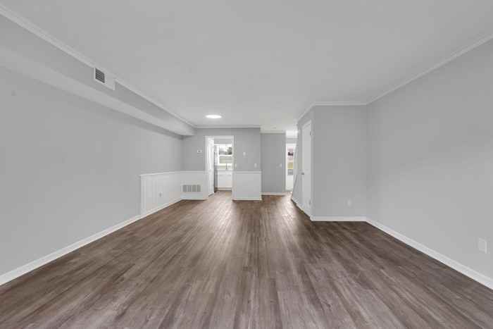 100 Lynn Cir #J - Photo 7 of 19