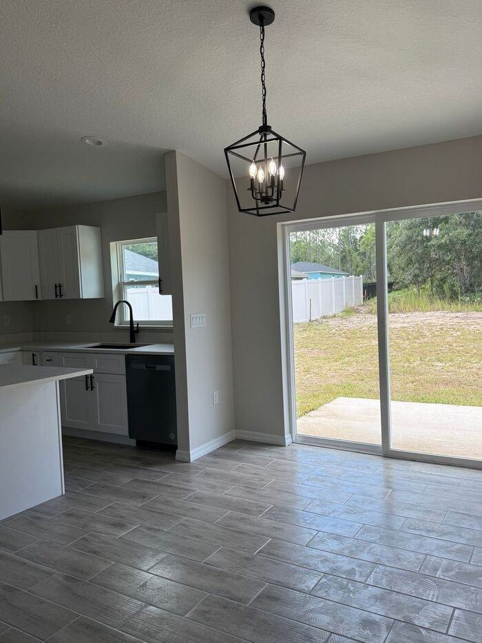 217 Oak Lane Rd - Photo 5 of 18