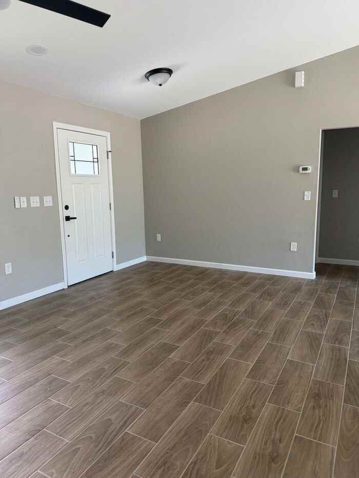 277 Oak Lane Cir - Photo 4 of 16
