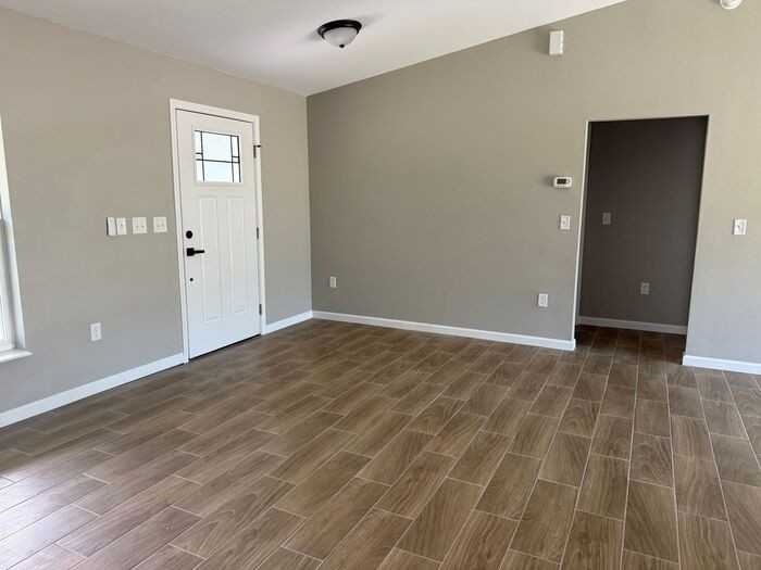 277 Oak Lane Cir - Photo 5 of 16