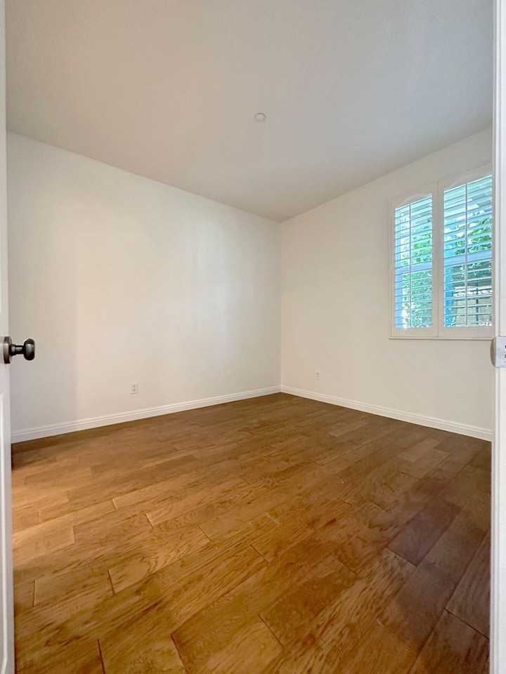 14 Vinca Ct - Photo 6 of 39
