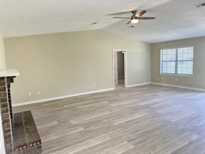 12179 Sage Ave - Photo 4 of 44