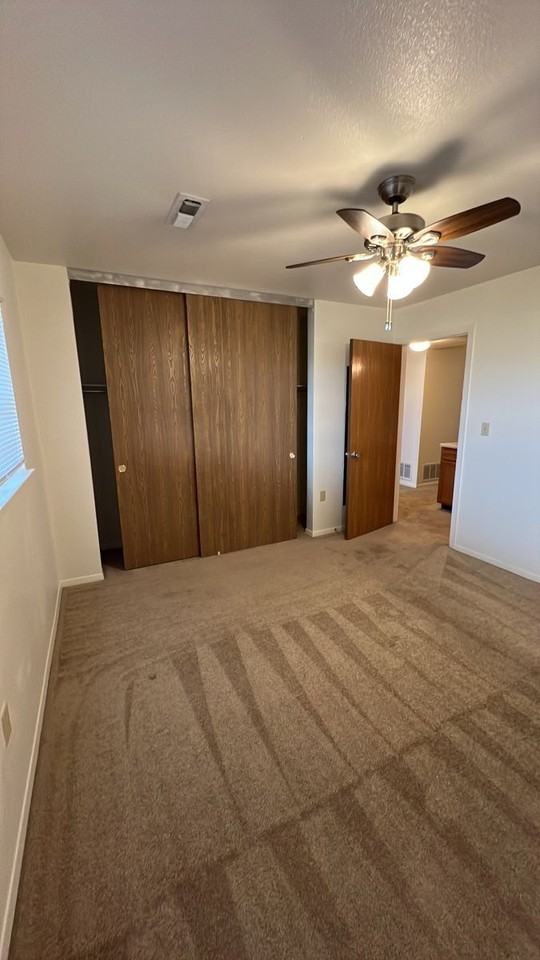 284 Wilder Ct - Photo 4 of 4