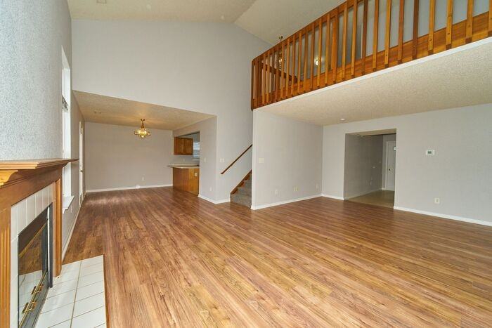 8133 Maple Stream Ln - Photo 3 of 24