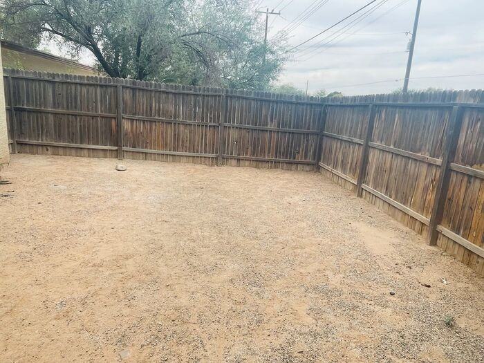 2767 N Edith Blvd - Photo 6 of 16