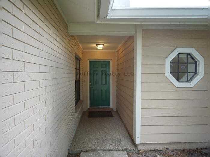 8755 Hampden Dr - Photo 2 of 24