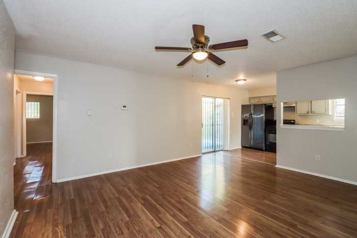 11750 Murr Way - Photo 3 of 17