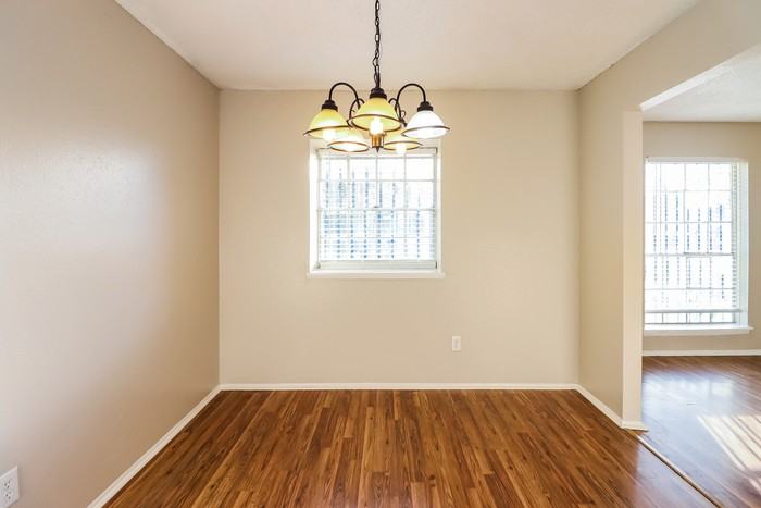 11750 Murr Way - Photo 5 of 17