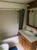 7928 1/2 Lloyd Ave - Photo 1 of 1