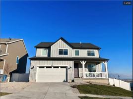 featured image of 2162 N Cloverleaf Way