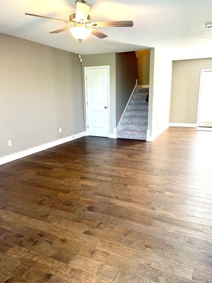 5547 Berkley Landing Ln - Photo 3 of 29