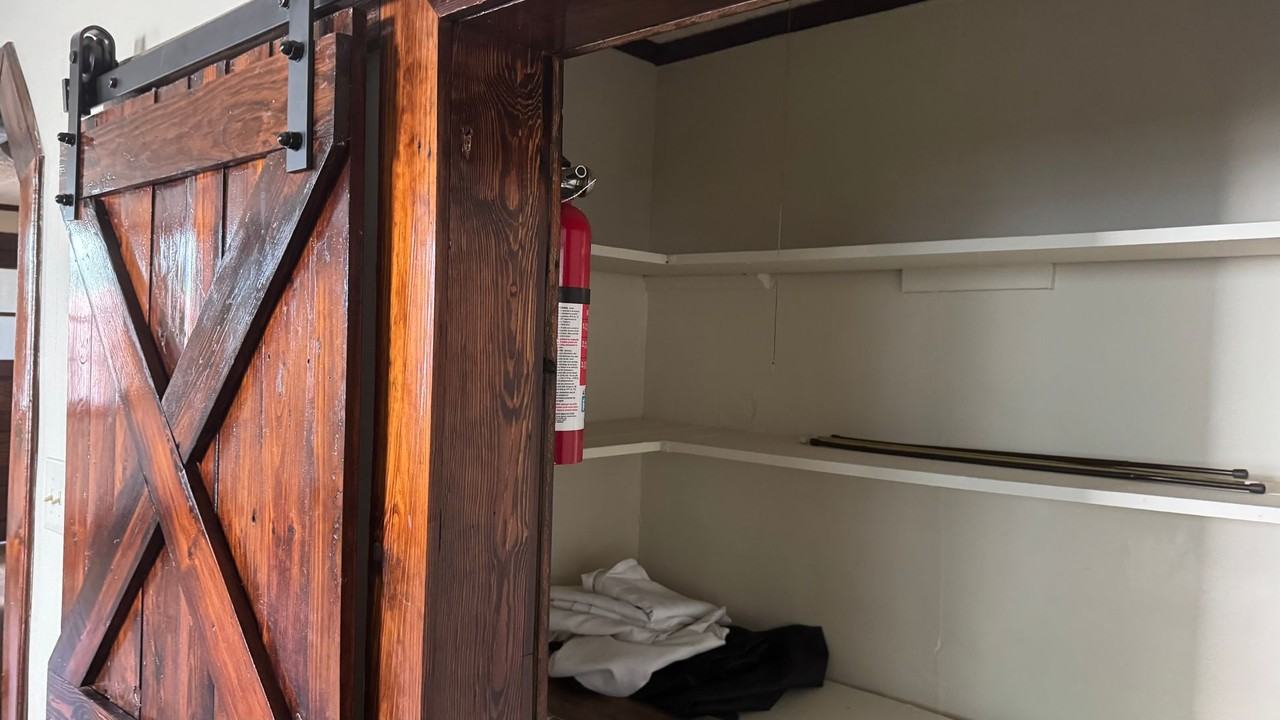 105 North St Apt C - Photo 6 of 6