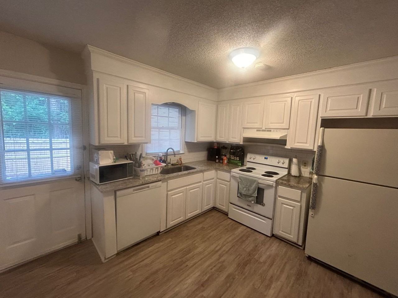 113 Manorwood Ct Apt C - Photo 7 of 23